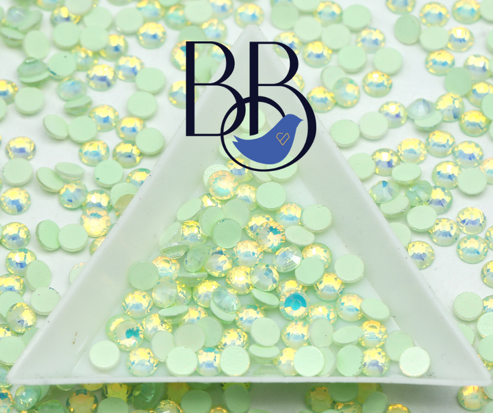 Opal Luminous Peridot Rhinestones (Glow In The Dark)