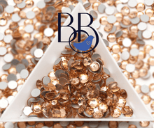 Charger l&#39;image dans la galerie, Light Peach Rhinestone Multi-Size Pack
