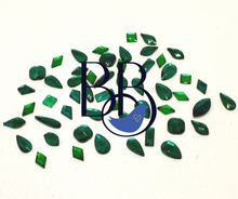 Charger l&#39;image dans la galerie, Emerald Assorted Shapes
